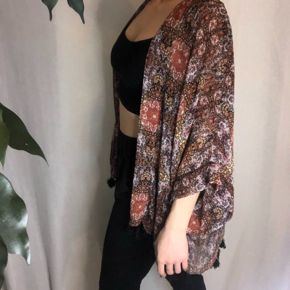 Colourful Warm Tone Patterned Kimono - Picture 6 of 12